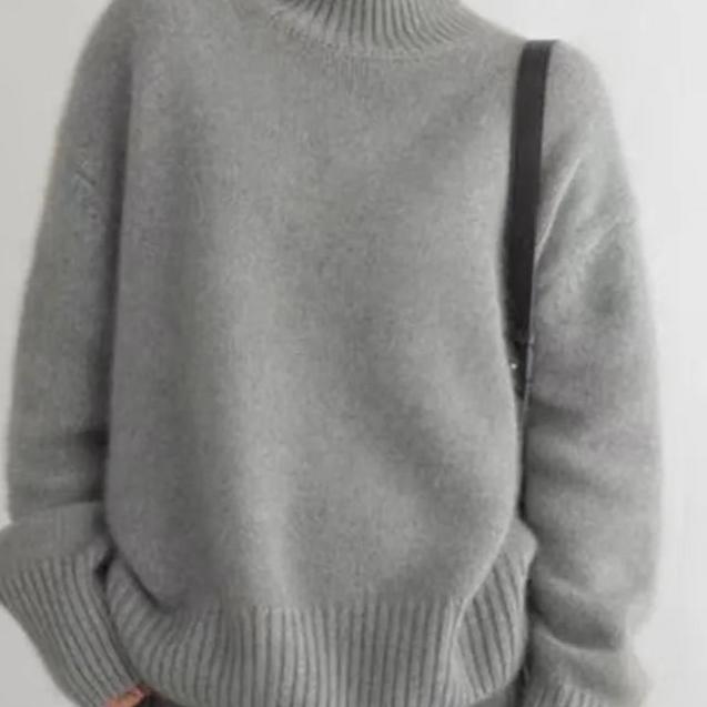 Pull Cachemire – Col Roulé Oversize