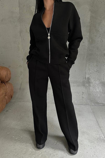 Chic Minimaliste – Ensemble Élégant